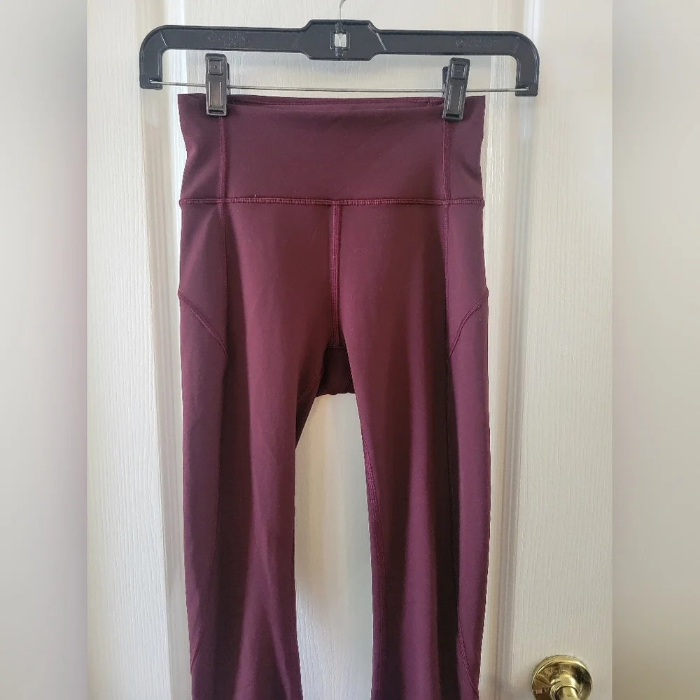 Lululemon In Movement 7/8 Tight Everlux 25